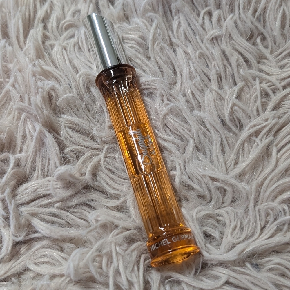 Michel Germain Sugarful &Spice Rollerball, Irresistibly Confident Fragrance 10mL - Picture 3 of 5